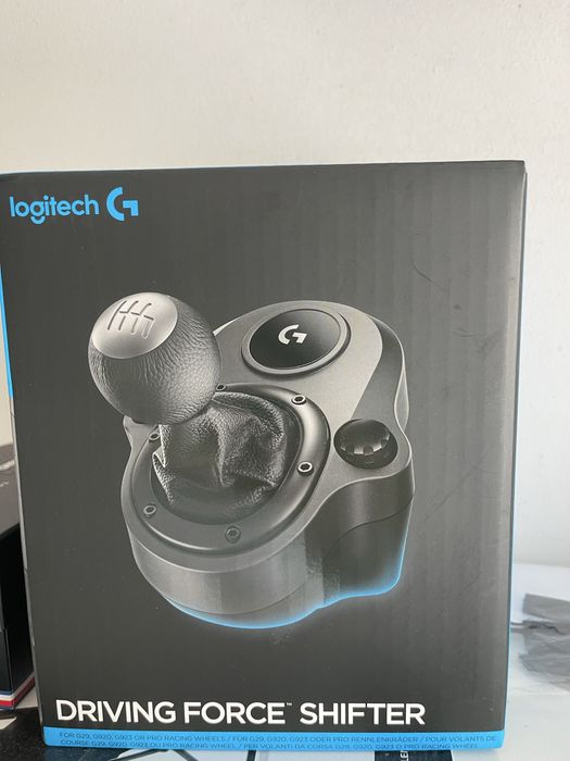 Logitech G920 + cadeira playseat dobrável