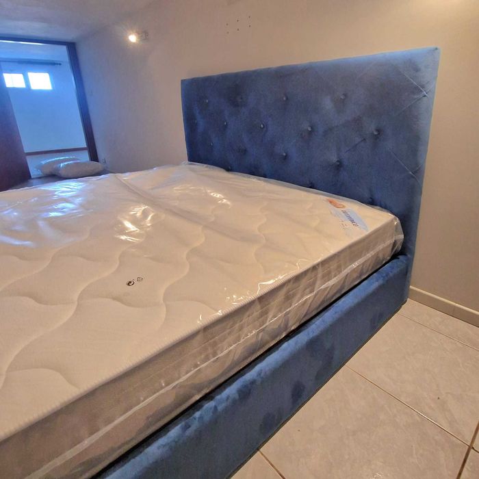 Camas de Casal Estofadas de Luxo 199€ Disp. em Várias Cores! 190x140m!