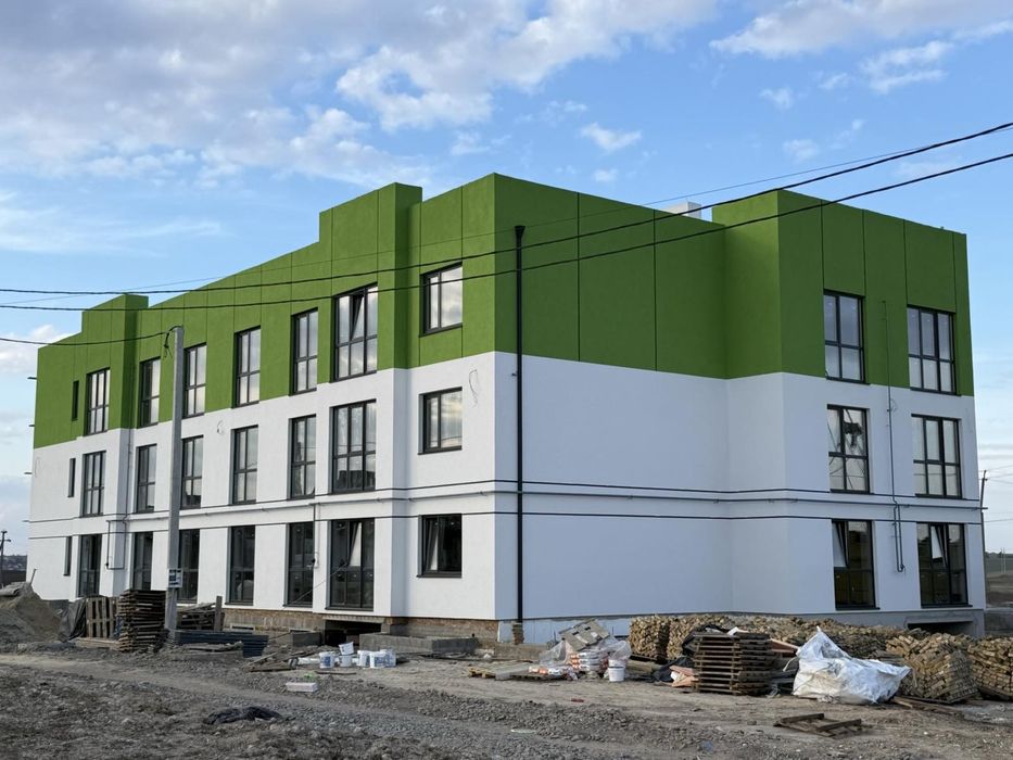 Продаж 1,2-кімнатної квартири  (підходить під  єОселю)