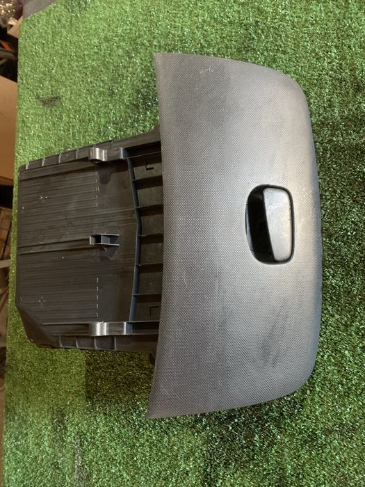 Porta luvas Renault Clio IV