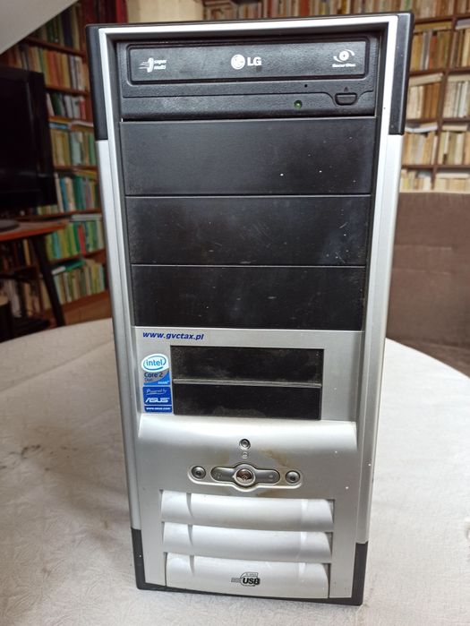 Komputer stacjonarny