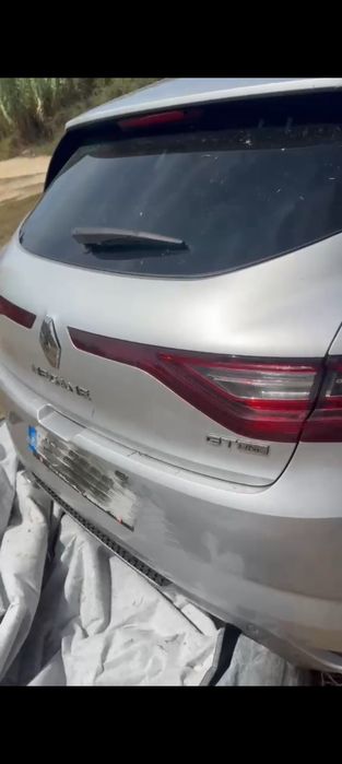 Peças para Renault Mégane RFB BH2 versão especial da GT Line de  Dezembro de 2020 1.5 Gasóleo 7000 km