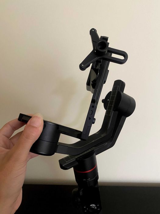 novo (nunca usado) gimbal feyutech ak2000 estabilizador