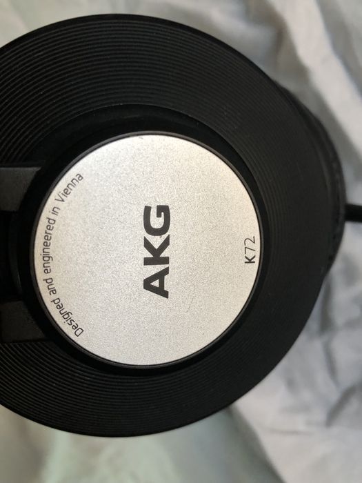 Наушники AKG K72