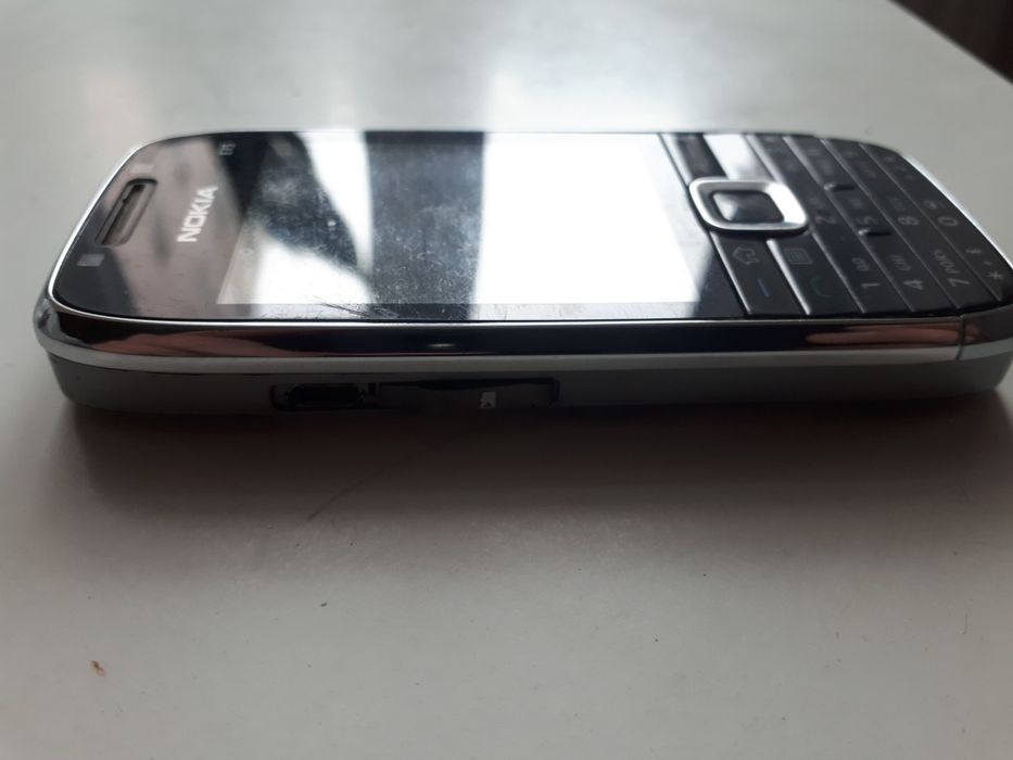 Nokia e75 telefon