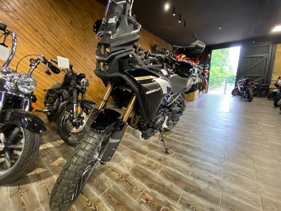 Мотоцикл CFMOTO 450MT