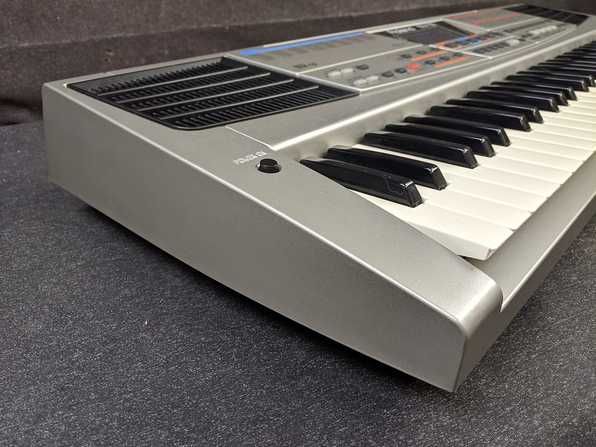 ROLAND EM15 teclado 61 teclas ARRANGER
