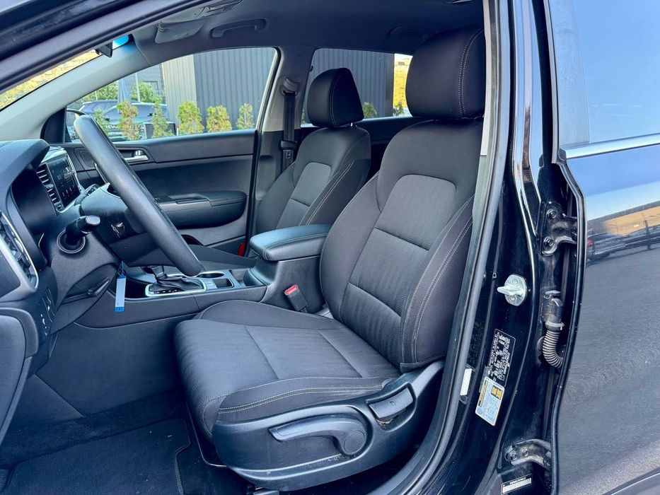 Продаж Kia Sportage LX