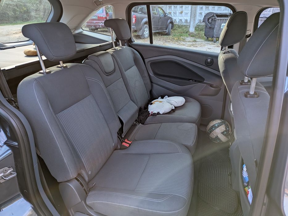 продам автомобіль Ford Cmax 2.0
