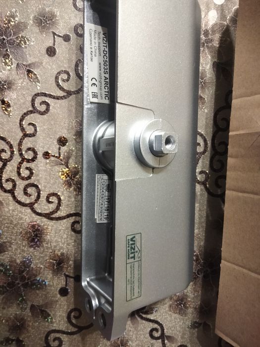 Доводчики дверей