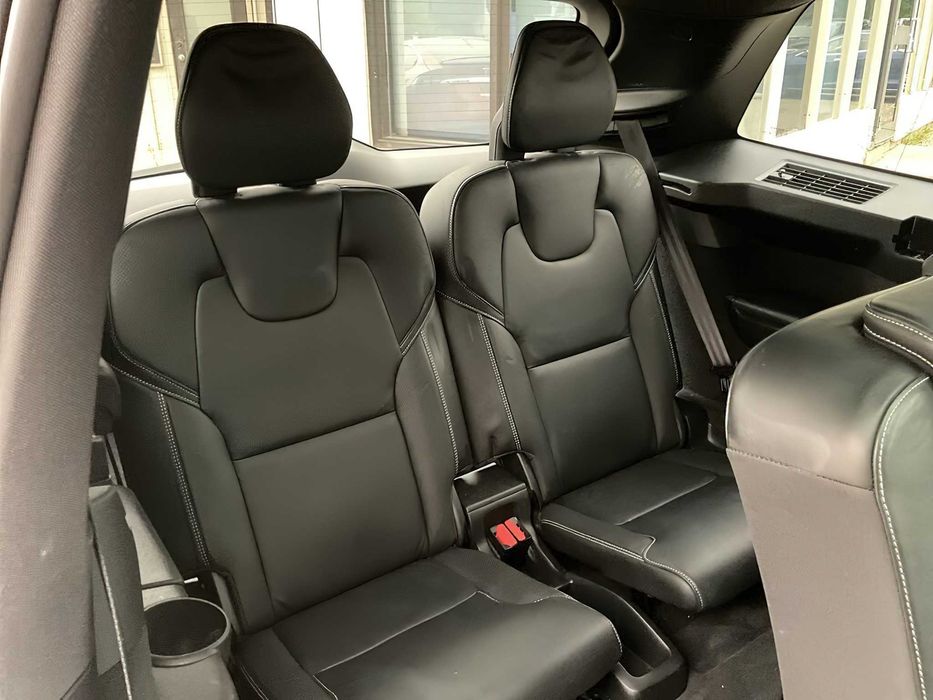 Volvo XC90 T5 Momentum      2019