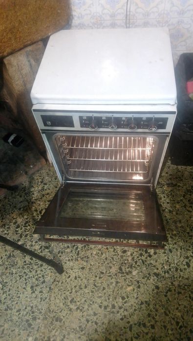 Fogão com Forno 50cm - 4 Bocas - A Funcionar - Castelo Branco