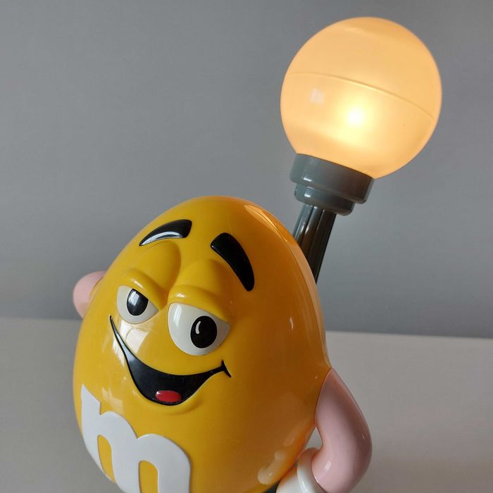Vintage yellow M&M's table lamp