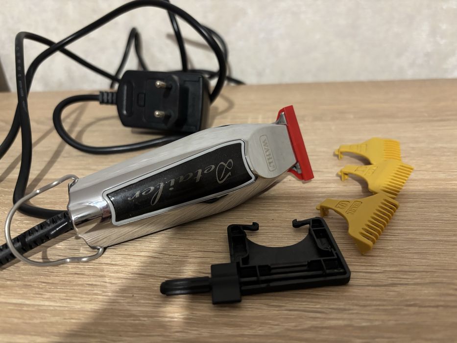 Професійний тример для стрижки та окантовки Wahl