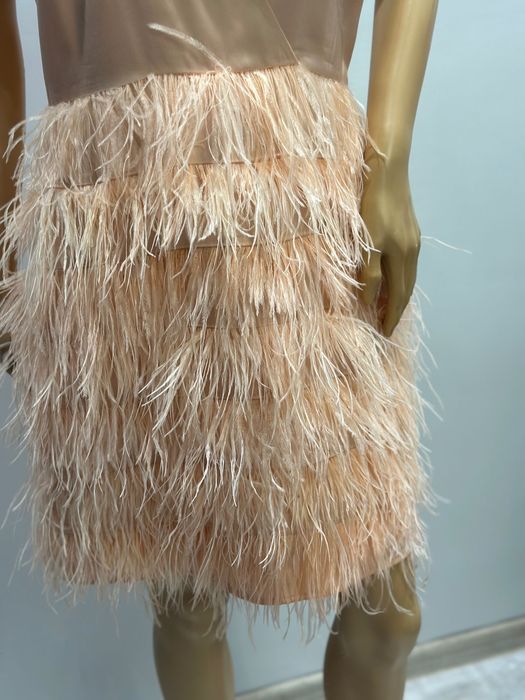 Twinset sukienka z piórami 38