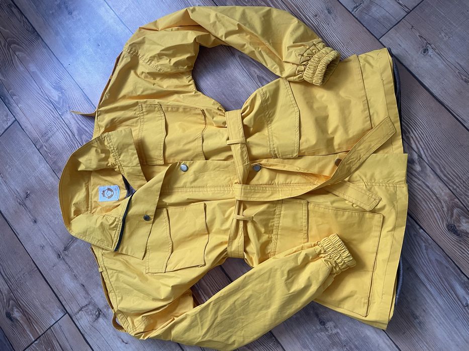 Kurtka damska przeciwdeszczowa na podpince L/XL