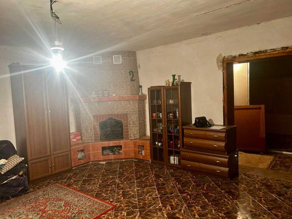 Продаж будинку в с. Курів (40 км від Івано-Франківська)