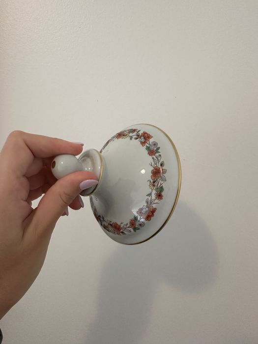 Pote Com Tampa Em Porcelana Da Vista Alegre