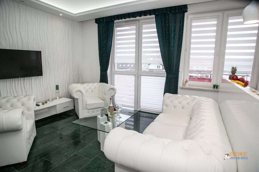 ROYAL APARTMENT w centrum Suwałk, KLIMATYZACJA, NA DOBY !!! Kwatera Lux