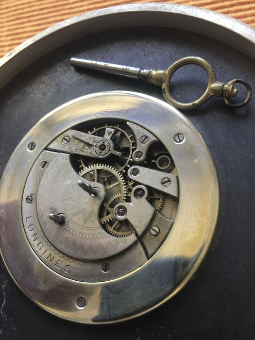 Relógio de bolso Longines muito raro com publicidade. 109mm.