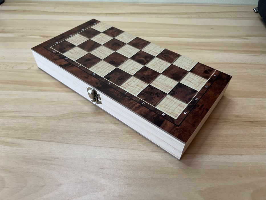 Szachy, warcaby, backgammon (3w1) - 24×24cm