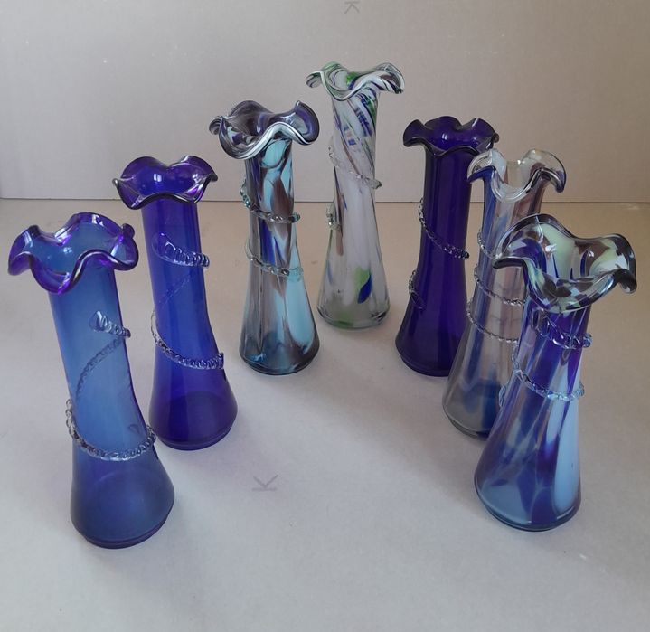 Ваза гутне скло кольорова ваза