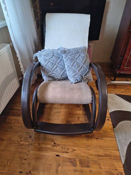 Крісло качалка дерев'яне