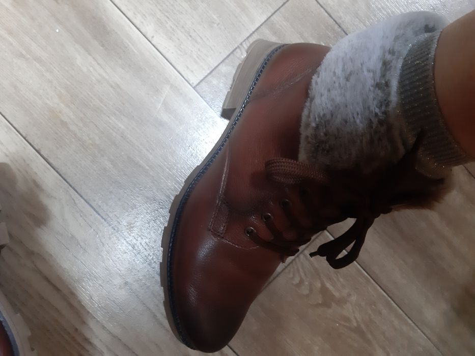 Продам ботінки кожані