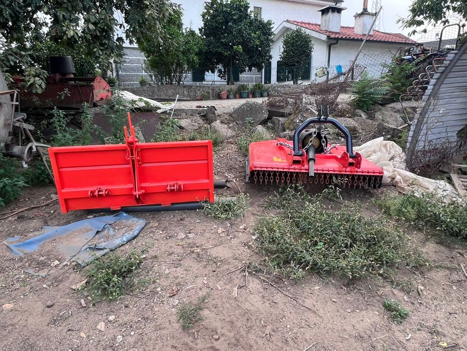 Trator New Holland T3040 + Alfaias