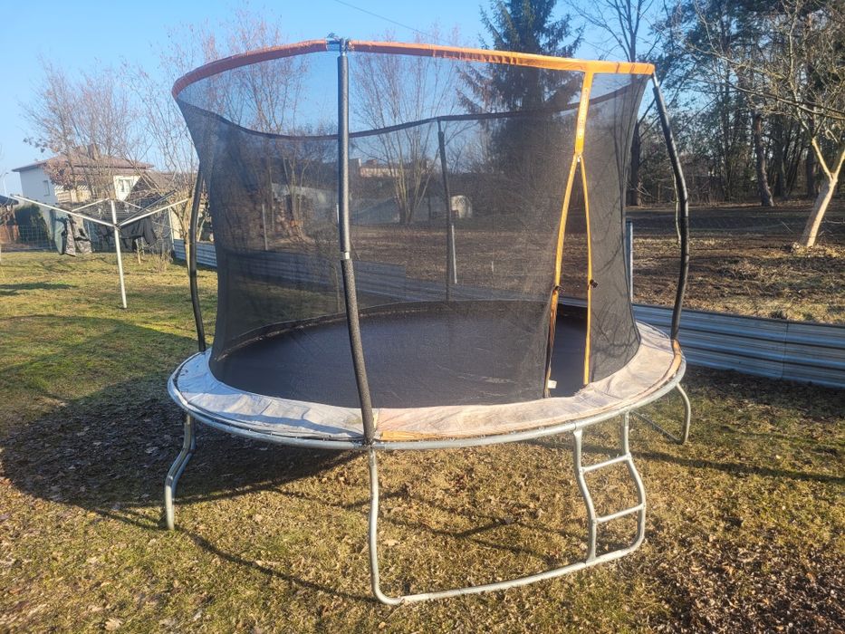 Sprzedam trampolinę duża 345 srednicy
