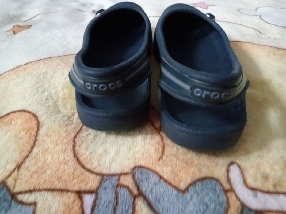 Crocs оригинал размер J1( 31-32)-20см в идеале
