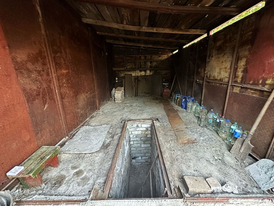 Продам Гараж Чаривная Героев 55-й бригады Уральские