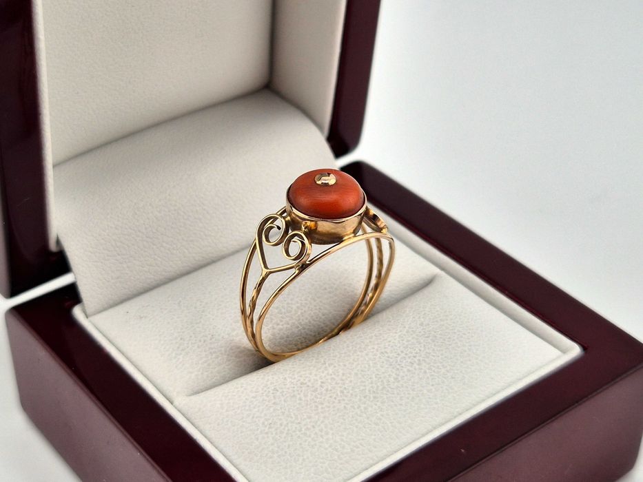 Piękny stary złoty pierścionek z koralem 2,97g PR.585 14K R.23 CASH Lombard Bulwar Ikara 17