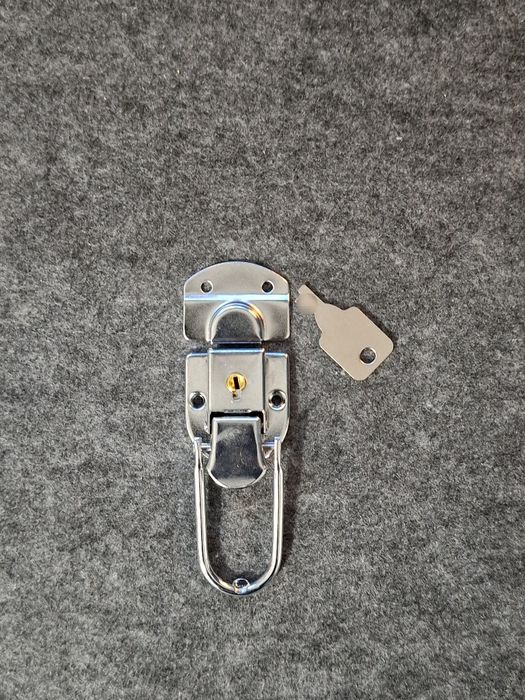 Fechadura com chave / trava Case Guitarra Nova