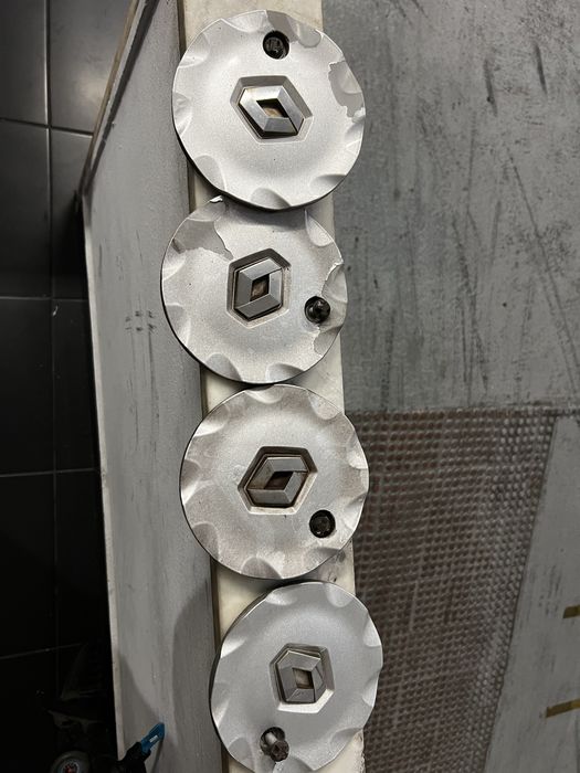 Centros das jantes megane