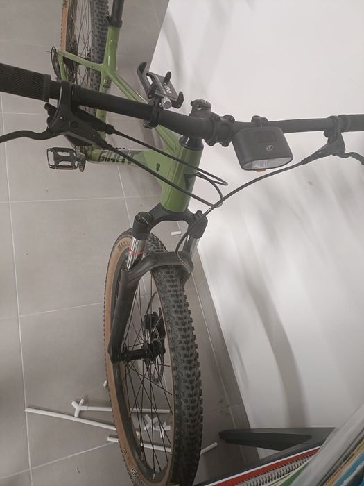 Bicicleta GIANT nova