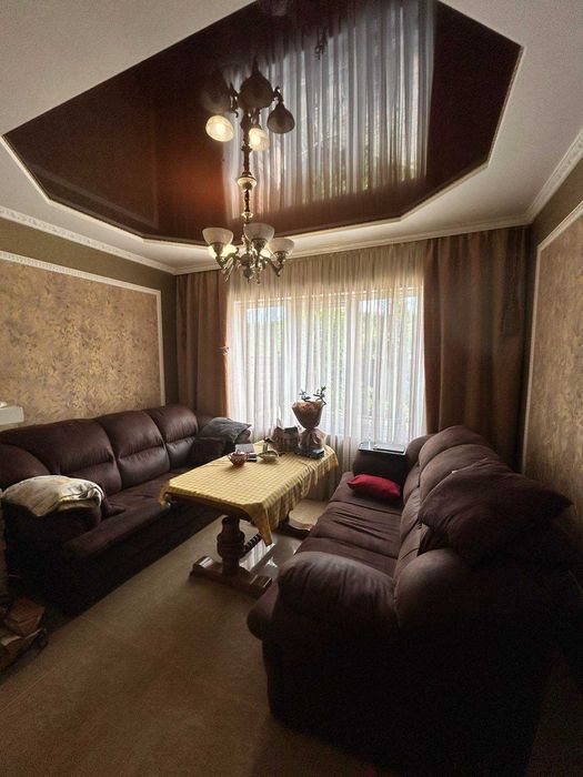 Будинок на Корбутівці. Затишний район. Готовий ремонт. Камін та тераса