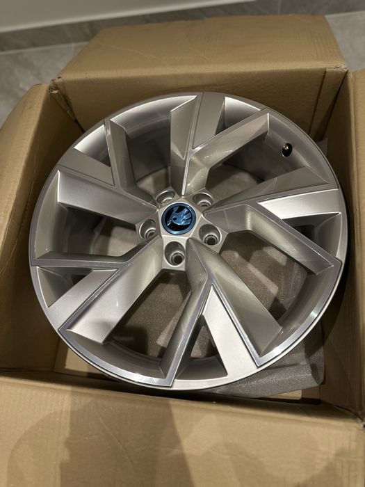 Nowe Felgi  7Jx19 Cali  5x112  ET 43  Skoda Kodiaq NS Triglav