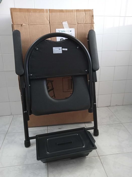Cadeira sanitária