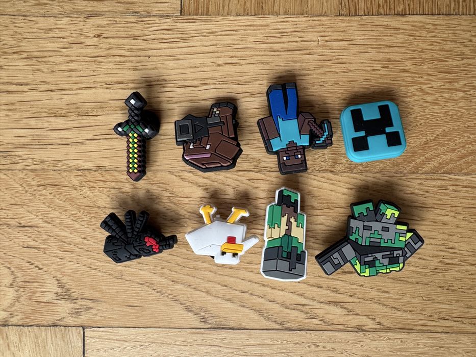 Crocs Minecraft przypinki 8 sztuk