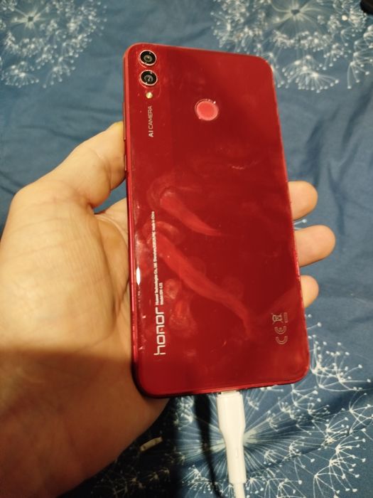 Продам хонор 8х пам'ять 4/128гб