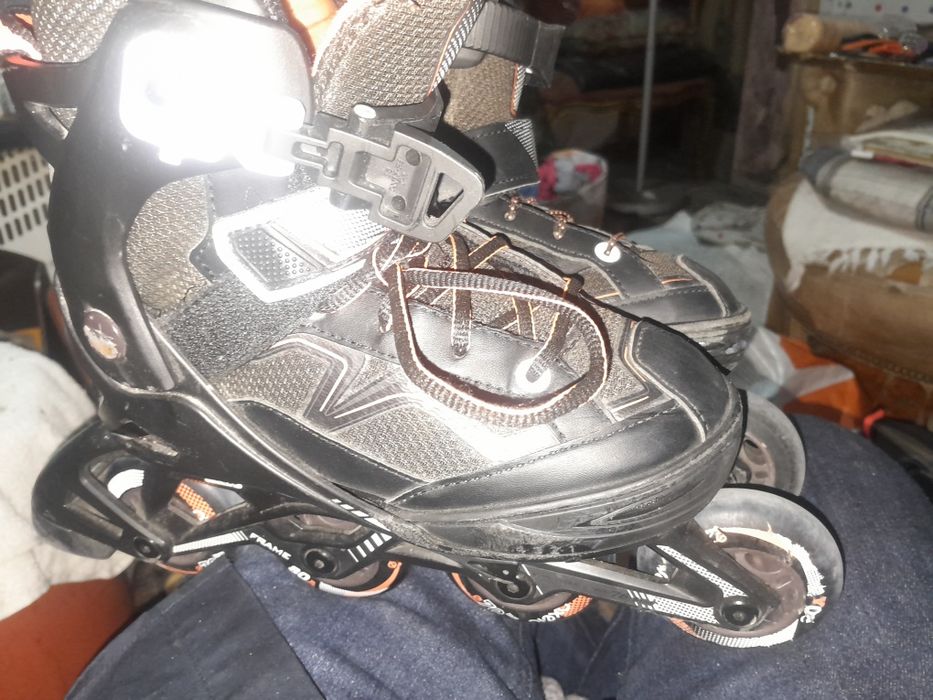 Bicicleta+ trotinete+ 2 pares de patins em linha+ proteccoes 20€