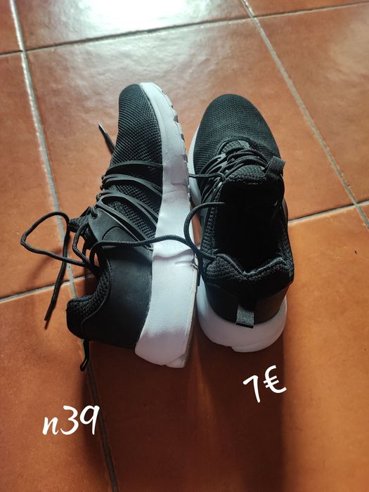 Sapatilha preta unisexo