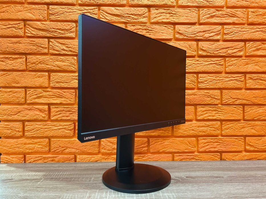 Монітор 23" Lenovo T23i-10/ 1920х1080 IPS/ 8 bit, матовий/DP, HDMI,VGA