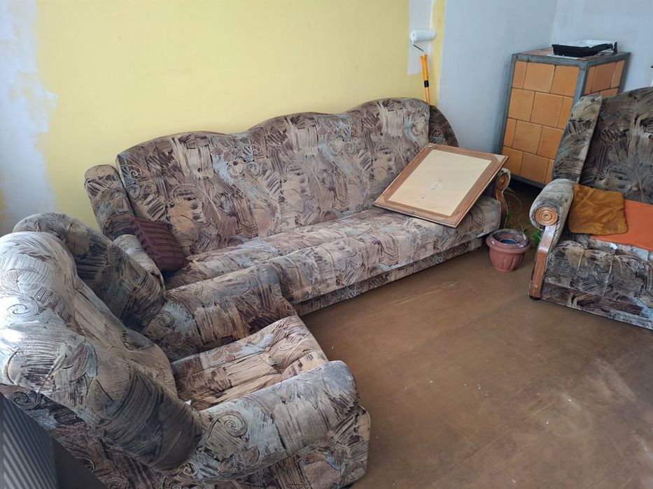 Oddam za darmo Wypoczynek + Piec Kaflowy