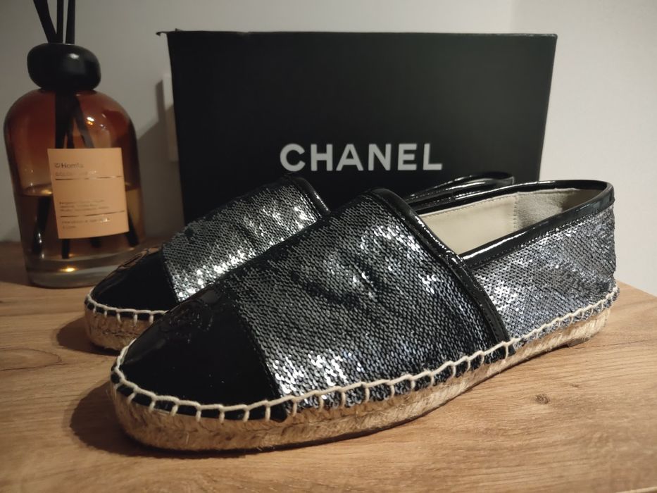 Piękne espadryle CC Chanel