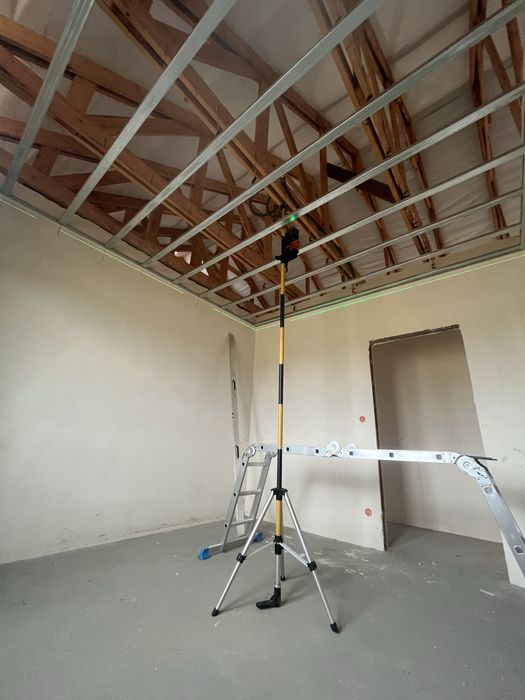 Zabudowa poddaszy, gładzie szpachlowe, ocieplenia. Uslugi remontowe.