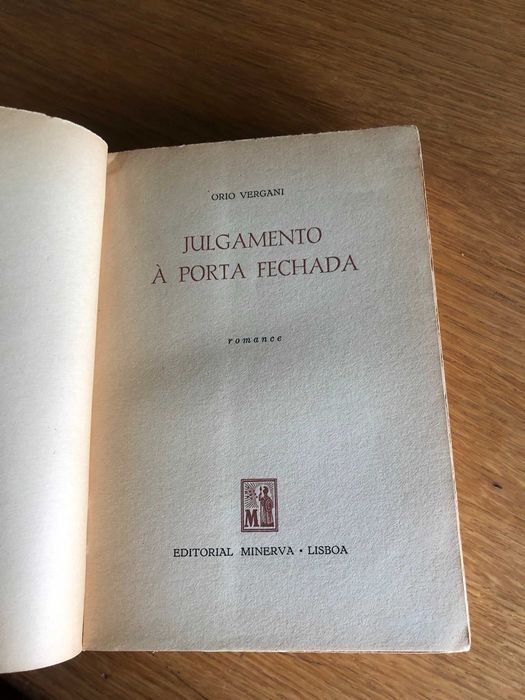 Julgamento à porta fechada    ORIO VERGANI