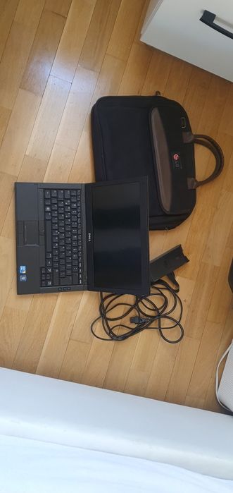 Dell latitude E4310 ładny stan + torba