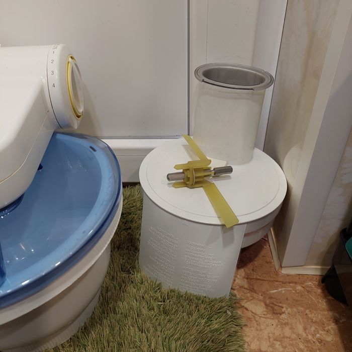 Кухонний комбайн бош bosch з терками і м'ясорубкою